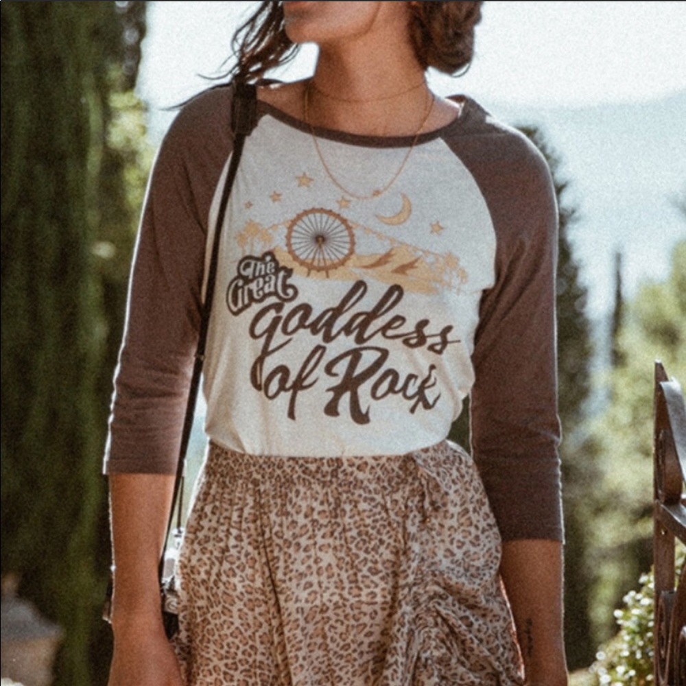 Bohemian Vintage The Goddess Of Rock Raglan Tee - Picture 2 of 11